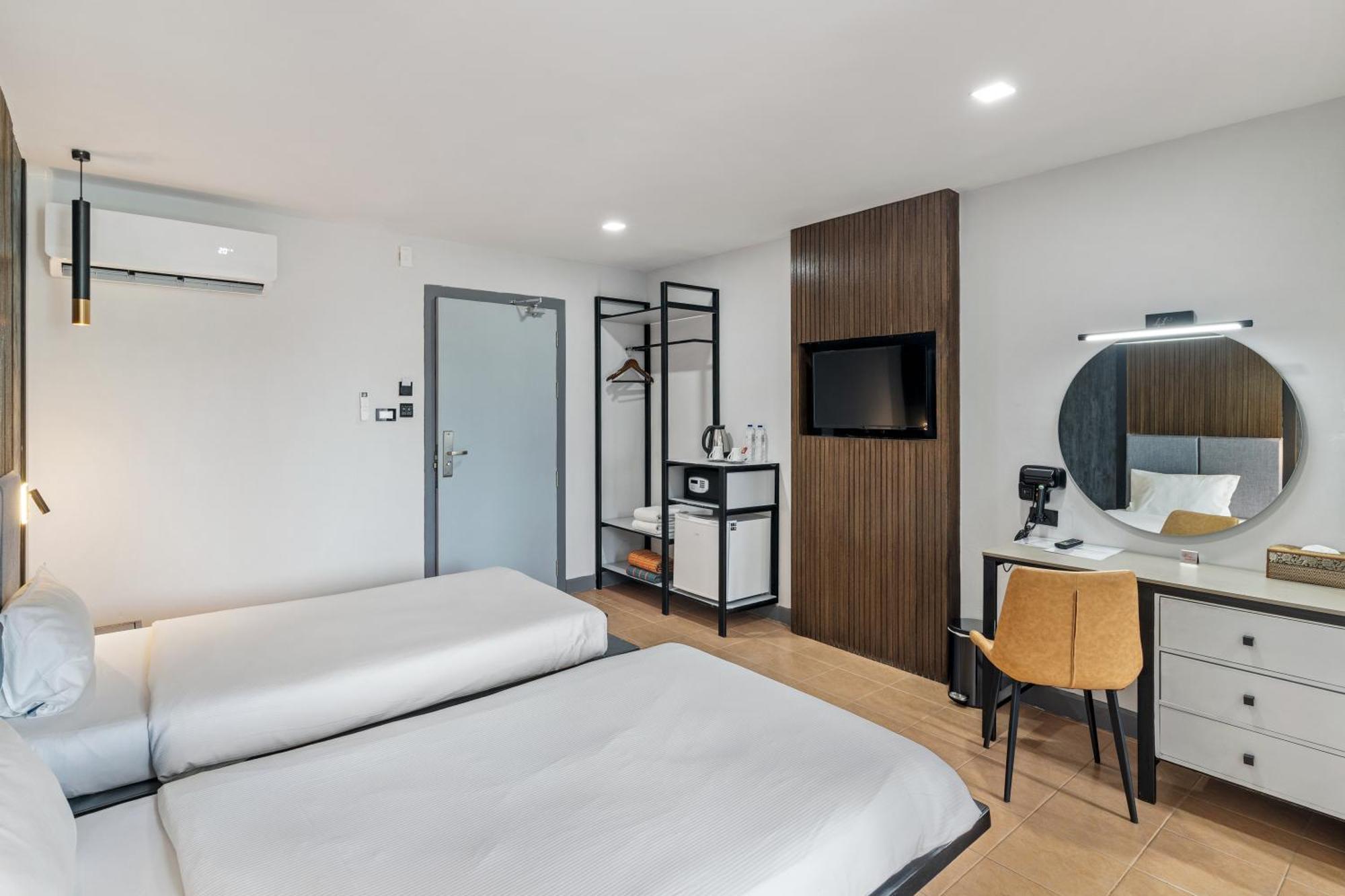 Tuana Hotels The Phulin Resort Karon Luaran gambar